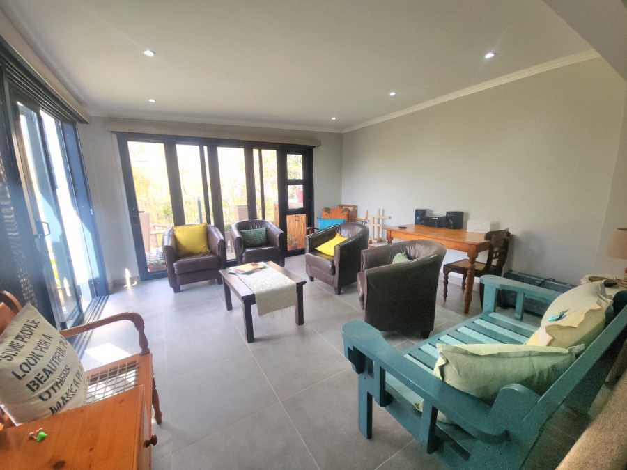 To Let 2 Bedroom Property for Rent in Ifafi North West